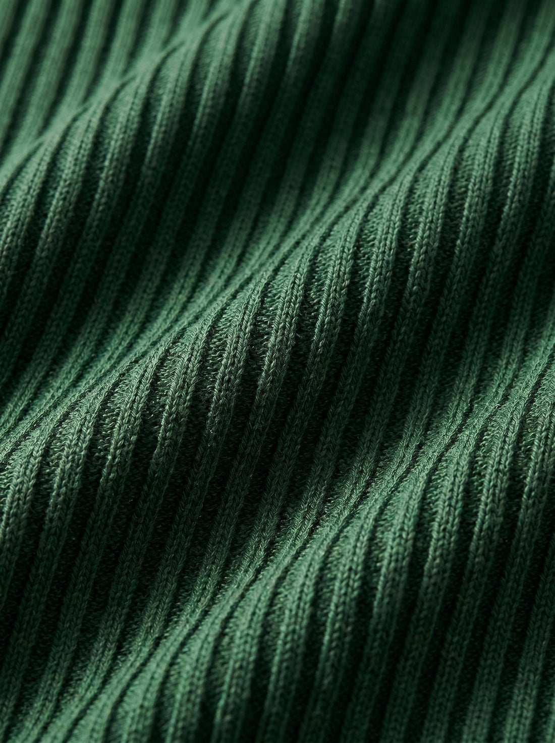 Forest Green - knit detail