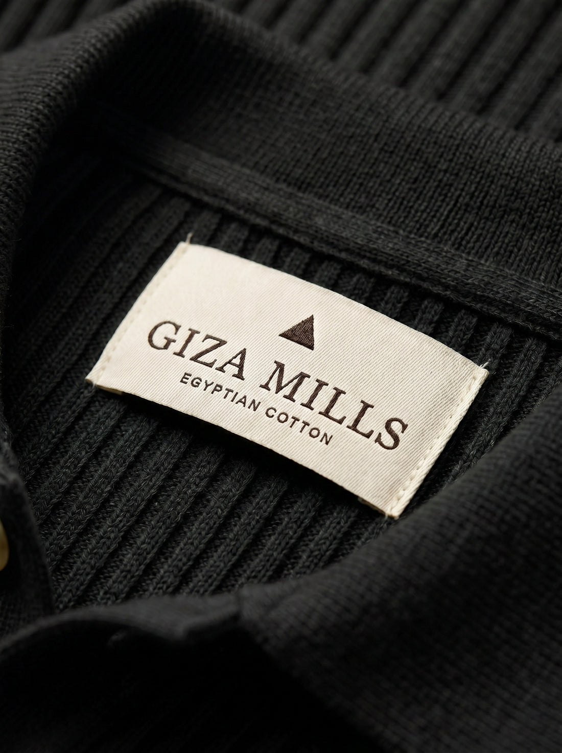 Black - label detail