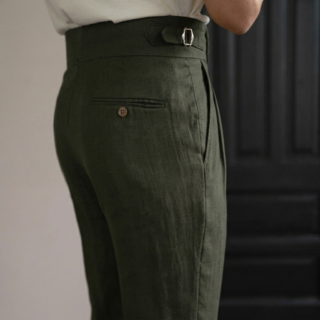 Olive The Esna Linen Side-Tab Trouser — 1