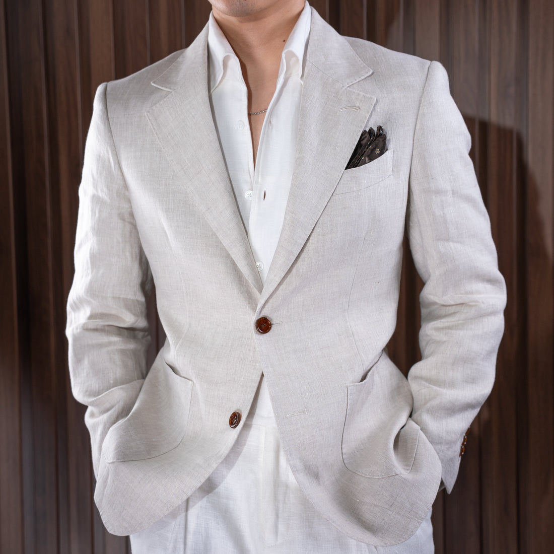 Ivory White The Lahun Linen Blazer — 1