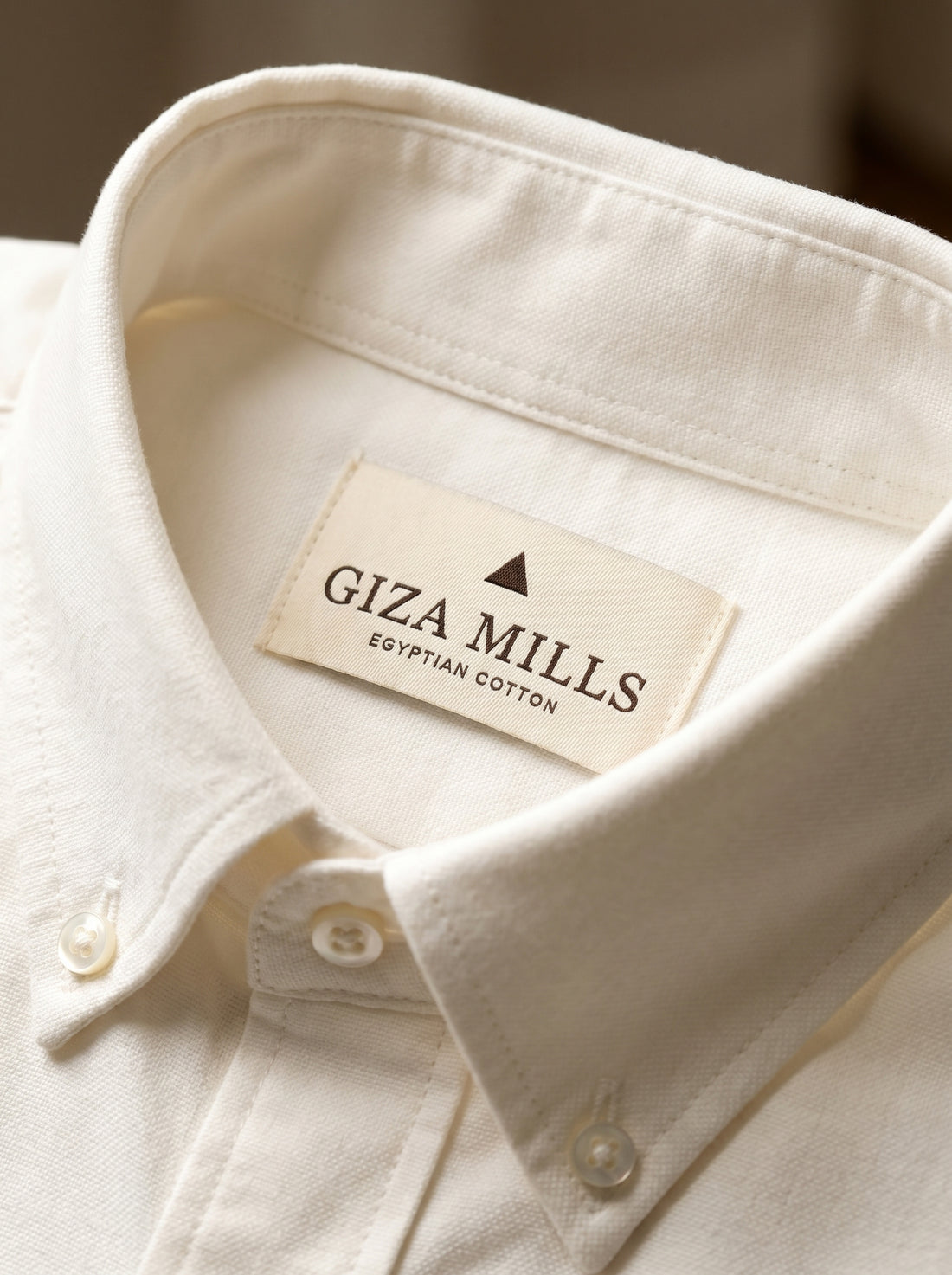 White The Memphis Oxford Shirt — collar-label