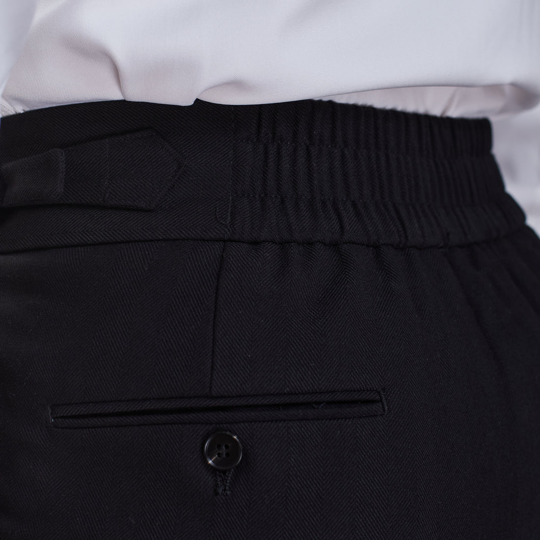 Đen The Nuweiba Side-Tab Trouser — 2
