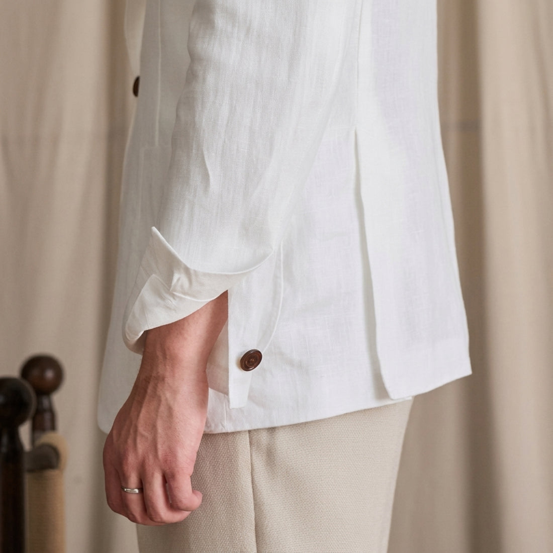 White The Philae Linen Blazer — 3